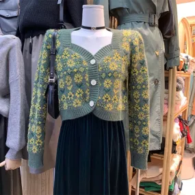Button-Down Cardigan With Floral Pattern